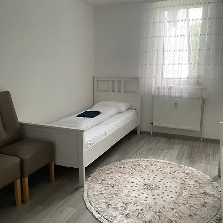Apartment Monteurwohnung Zentral Ll